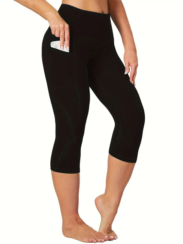 Women's Plus Size Capri Leggings With Pockets - Stretchy High Waisted Tummy Control Gym Black Color Plain Yoga Pants