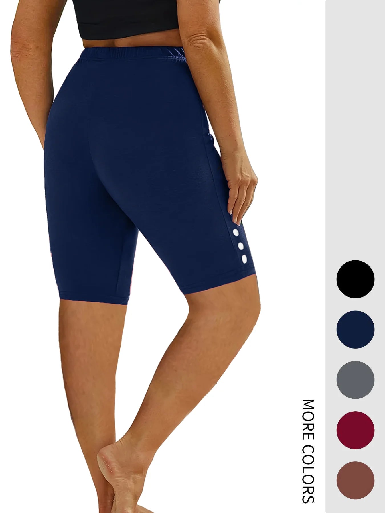 Plus-size 5-quarter pants with button embellishments and elastic waistband for fitness, capri, and running.